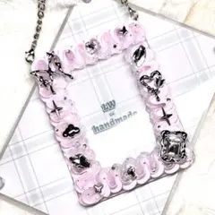 W764 ホイップデコ 硬質トレカケース ピンク ラメ 半透明 蝶 雲 キラキラ