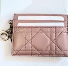 Dior ピンク キルティングカードケース - メルカリ