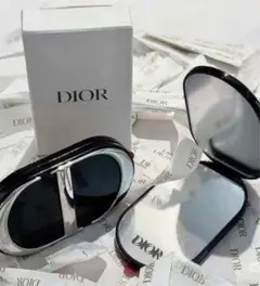 新品/非売品 2025 DIOR/ディオール ノベルティ ミラー/スマホスタンド