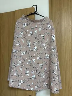 NATURAL BEAUTY BASIC 花柄フレアスカート Mのサムネイル