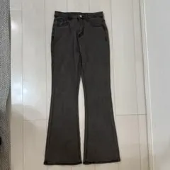 グレー フレアデニム