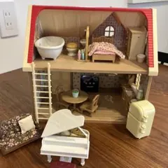 シルバニアファミリー　 きいちご林のかわいいお家　家具セット