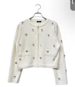 美品　アニュアンス　anuans ノーカラーニットジャケット　カーディガン　白 アニュアンス anuans ラクーンブレンドノーカラーニット