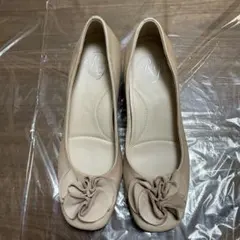 未使用品 unReef ウェッジソールパンプス★お花のリボン24㎝EE