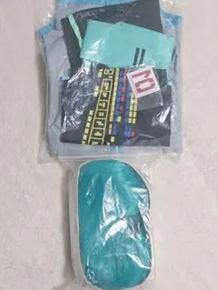 初音ミク☆彡コスプレ衣装+コスプレウィッグ(新品未使用未開封)衣装、Мサイズのサムネイル