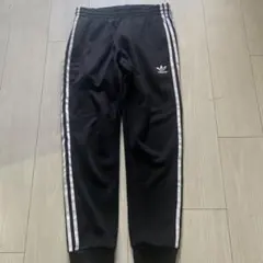 adidas 黒 3本ライン ジャージ