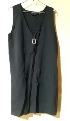 ONLY ブラック ノースリーブ Vネックニットジャンパースカート