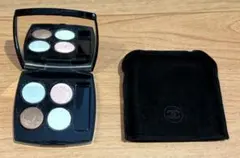 シャネル　アイシャドウ4色パレット