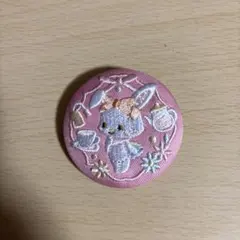 サンリオキャラクターズ 刺繍缶バッチ ウィッシュミーメル