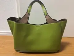 Item thumbnail for item d8a786bb-890e-415f-8798-7d6c590691df