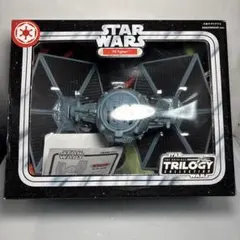 新品 スターウォーズ ダースベイダー タイファイター TIE トミー