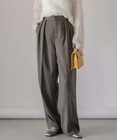 新品タグ付き ☆ RIVE DROITE ☆ タックワイドパンツ