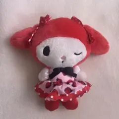 マイメロディ ぬいぐるみ 赤 イチゴ柄ドレス