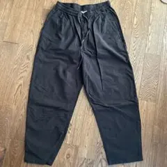 黒 ワイドパンツ