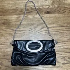黒い合成皮革クラッチバッグ