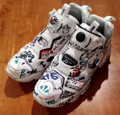 VETEMENTS x Reebok Instapump Fury