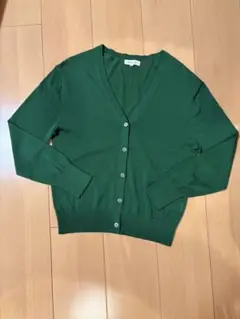 プラステ カーディガン