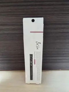 新品未使用 &be ペンシルアイライナー メタリックレッドのサムネイル