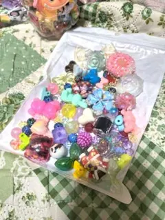 ビーズ等　パーツ　カスタム　まとめ売り