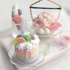 虹色オレオケーキといちごミルクポップコーンセット　ミニチュアケーキ