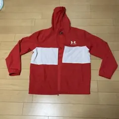 UNDER ARMOUR フード付きピステ・ウィンドブレーカー　レディース