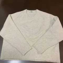 ユニクロ　スフレヤーンクルーネックセーター　オフホワイト　Mサイズ(新品未使用)