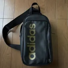 adidas アディダス ボディバッグ ブラック