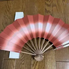 舞踊扇 日本舞踊扇子 約30cm 赤 白銀 グラデーション 箱付 記名あり