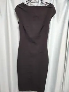 ZARA WOMAN 黒 ノースリーブ タイトワンピース
