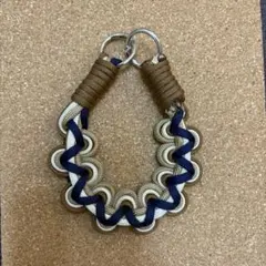 パラコード　ハンドストラップ　スマホストラップ　　ハンドメイド