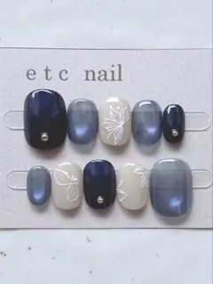 No.495ベリーショート　ネイルチップ ブルー　ホワイト　お花　マグネット　冬