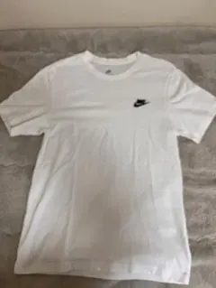 【美品】NIKE ナイキ スポーツウェア クラブ Tシャツ ホワイト 刺繍ロゴM