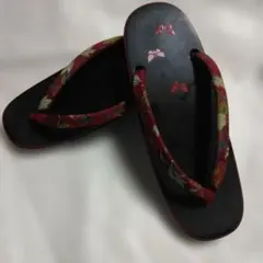 Item thumbnail for item 53af490e-80e3-4f28-990f-fcf3bd81db86