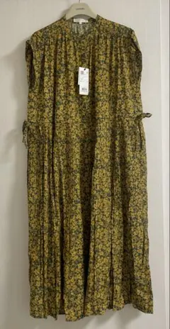 【新品未使用】glove花柄フレアスリーブロングドレス