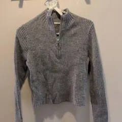 GU グレー リブ編み ジッパー付き ニット