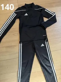 adidas ジャージ　セットアップ 140