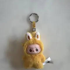POP MART ラブブぬいぐるみ キーホルダー　yのサムネイル