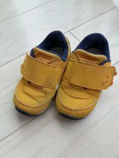 アシックス 恐竜デザイン スニーカー 15センチ キッズ