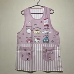 新品未使用☆サンリオ☆キャラクターズ☆エプロン☆保育士☆
