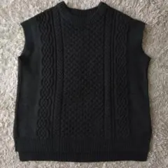 ＊匿名配送＊ エシーム ダークグレー ケーブル編み ニットベスト 秋冬 Lサイズ