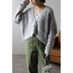 ラス①Bonjour sagan起毛ディープVクロップドニットカーディガン　グレ