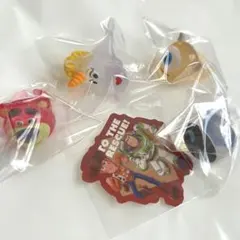 ピクサーリング ロイヤルクリア ガチャガチャ 4個セット おまけ付き！