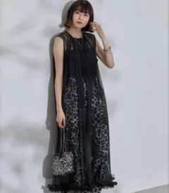 ♡フリルヘムノースリチュールワンピース♡のサムネイル