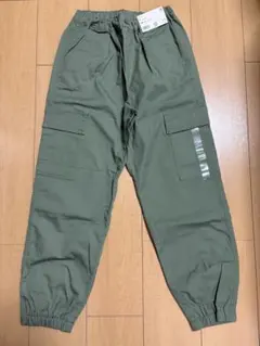 【新品、未使用品】ユニクロ　UNIQLO カーゴジョガーパンツ　160㎝