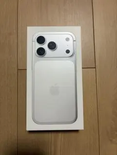 Apple iPhone 17 Pro Max 512GB シルバー + おまけ - メルカリ