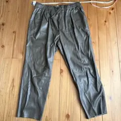 ZARAフェイクレザージョガーパンツLサイズ ウエストゴム カーキ