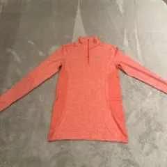 Nike golf ハーフジップシャツ