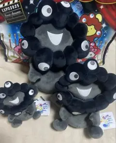 新品未使用　万博内購入品　黒ミャクミャク お手玉風ぬいぐるみ 黒　S M L