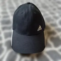 adidas キッズ　ネイビー　キャップ　帽子のサムネイル
