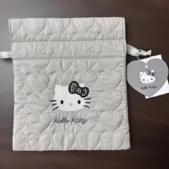新品未使用Hello Kitty ハート模様ポーチ